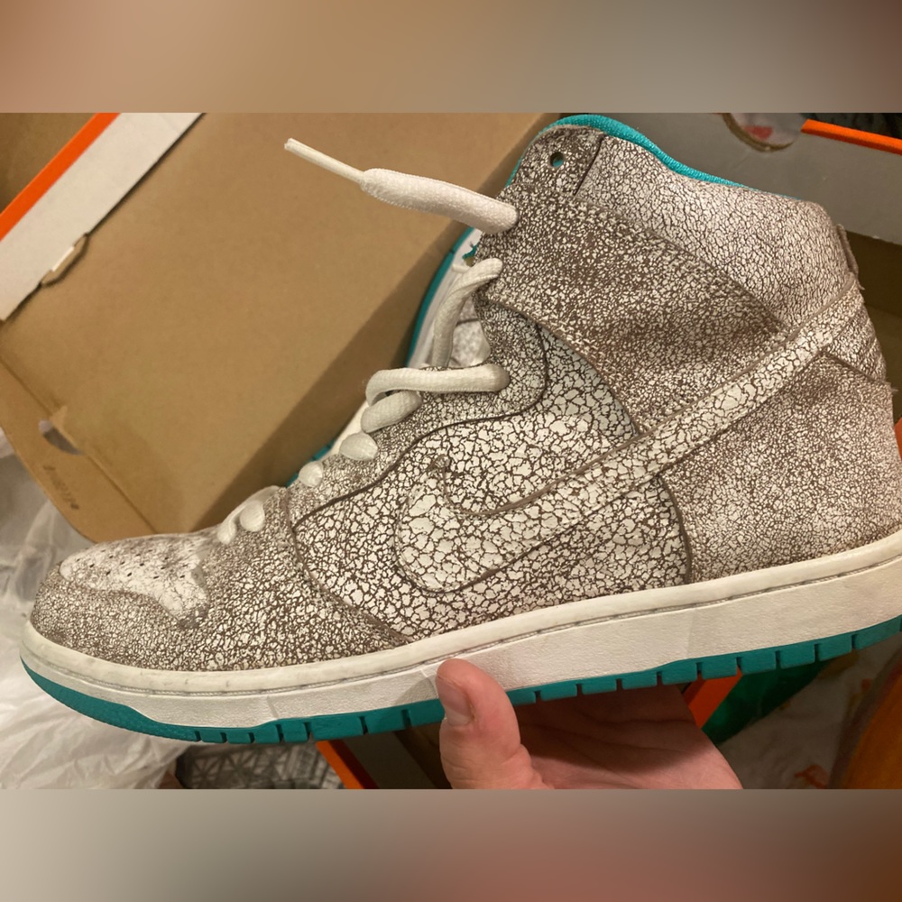 NIKE SB DUNK HIGH “FLAMINGO” 🦩